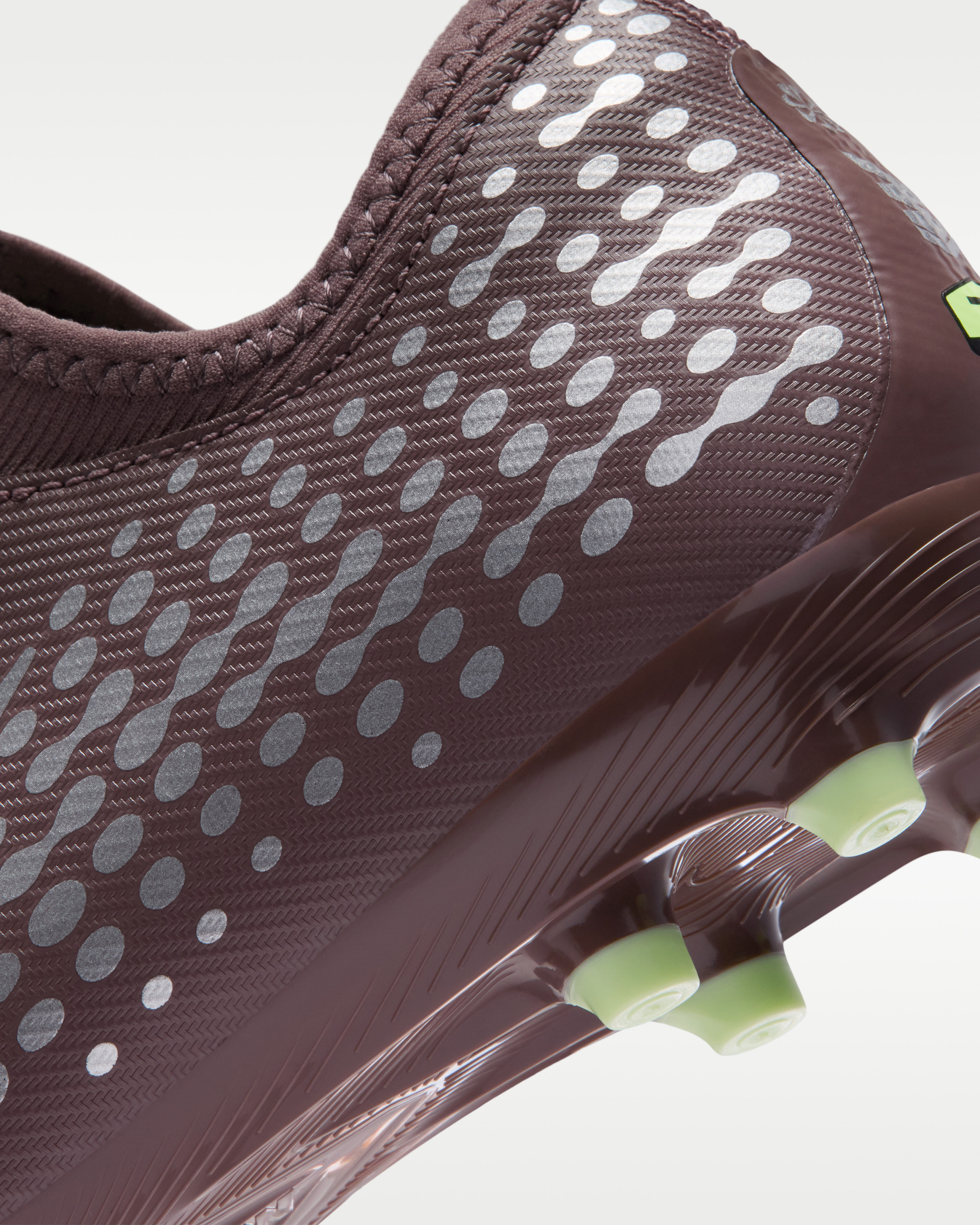 Бутси Nike JR ZOOM VAPOR 16 ACAD KM FG/MG FQ8394-200