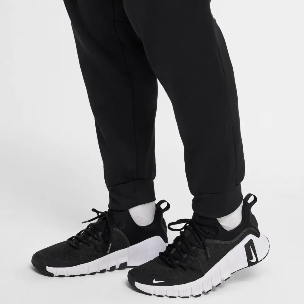 Штани чоловічі Nike Gfx Tpr Black FZ1062-010