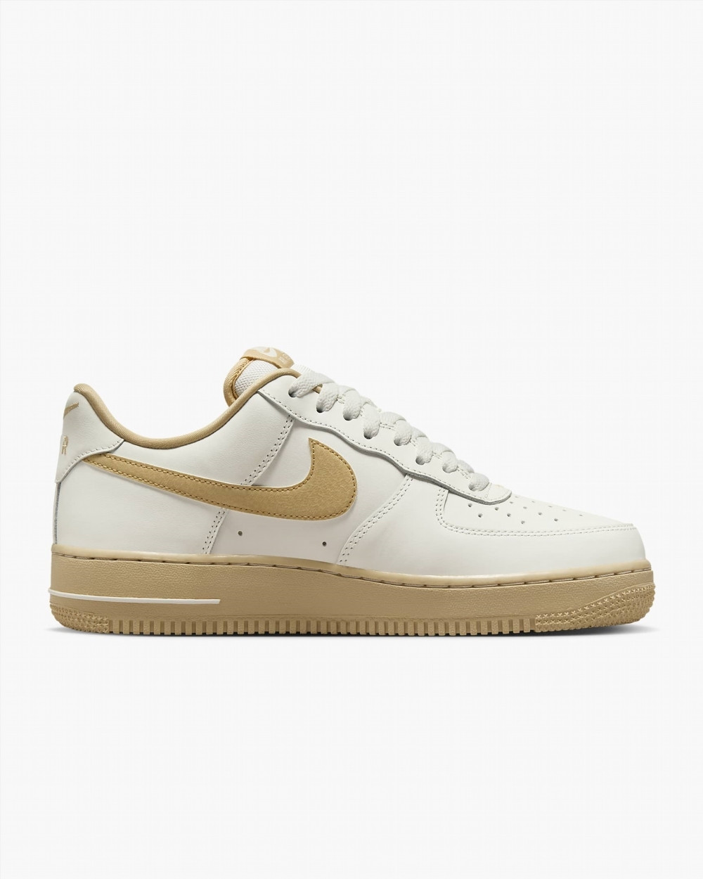Кросівки жіночі Nike Air Force 1 Low Beige FZ3597-133 38.5 FZ3597-133