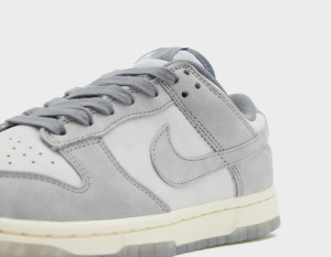 Кросівки Nike WMNS DLOW FV1167-001