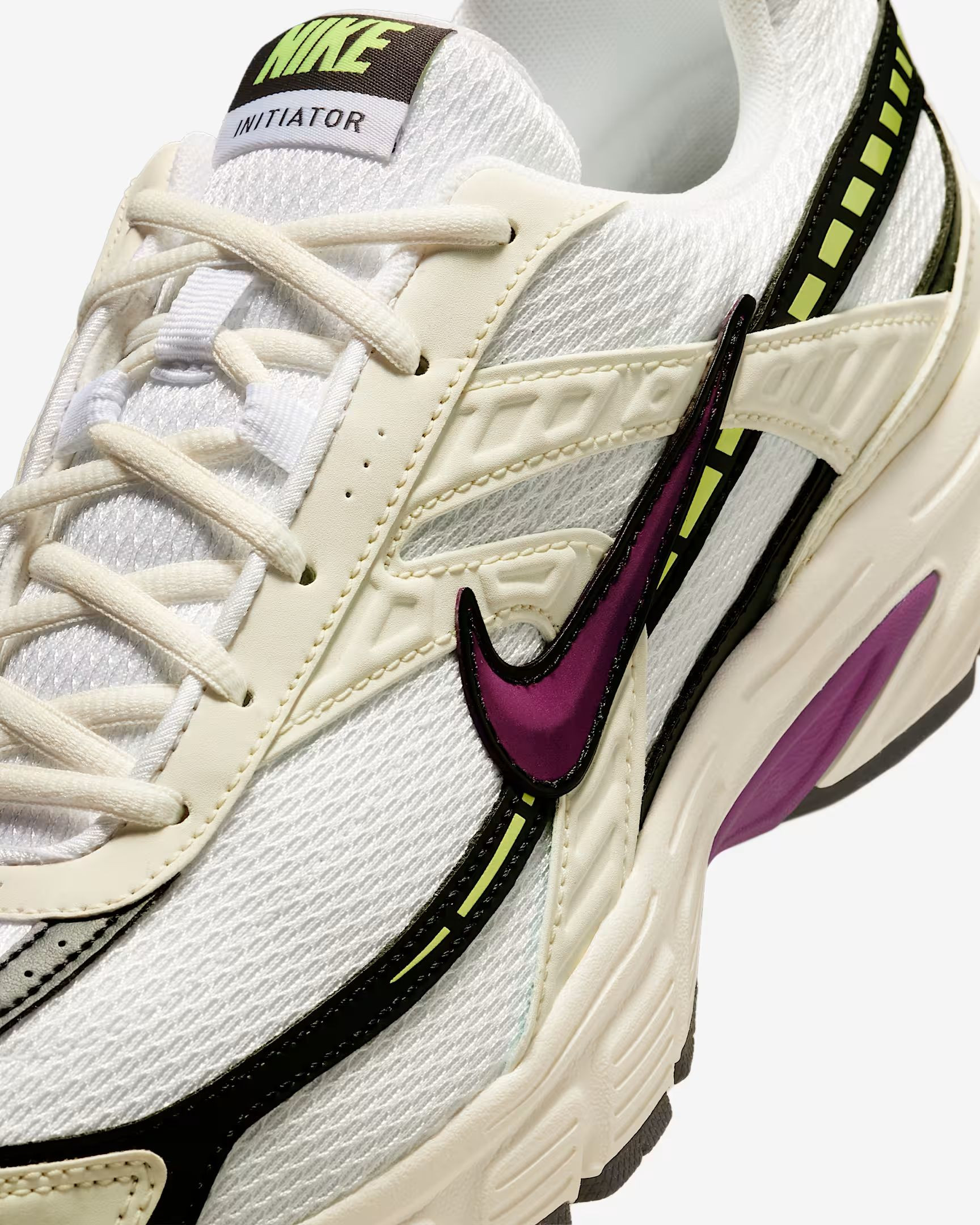 Кросівки Nike INITIATOR IB8913-100