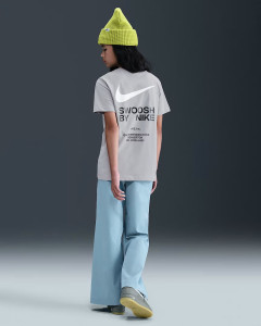 Футболка Nike Sportswear IH5202-077