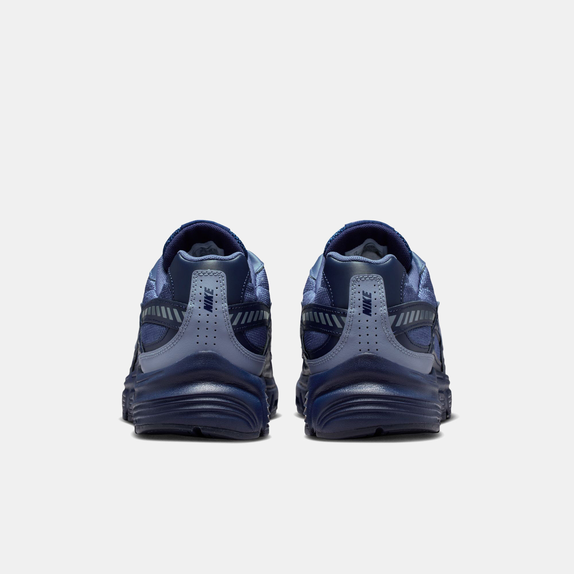 Кросівки Nike INITIATOR 394055-401
