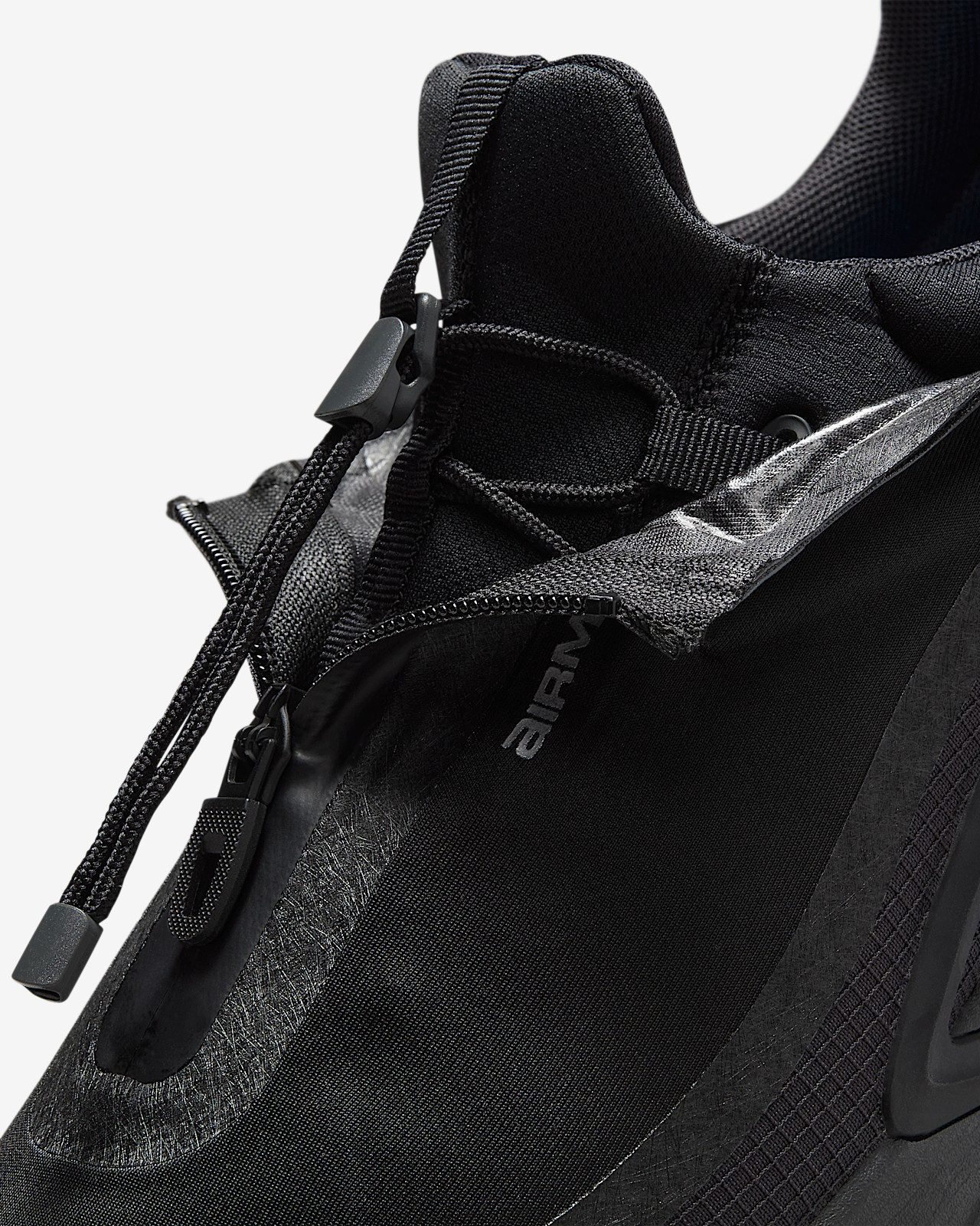 Кросівки Nike AIR MAX DN ROAM HQ8605-001