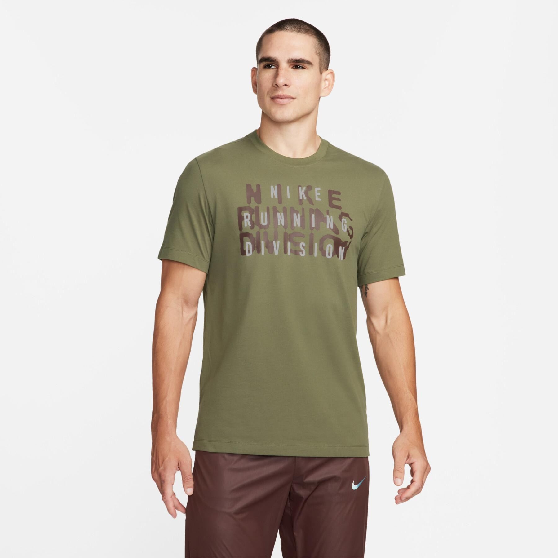 Футболка Nike DriFIT Running Division FN0829-222