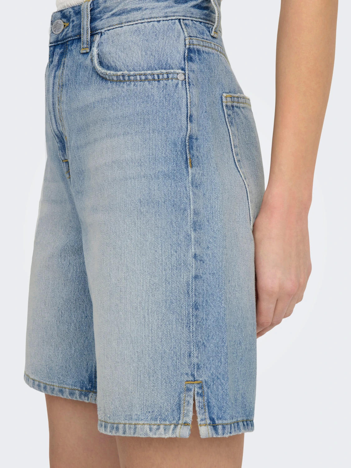 Шорти ONLBILLIE EX HW STRA LB DNM SHORTS DOT 15286816-Light Blue Denim ONLY M Блакитний 15286816-Light Blue Denim