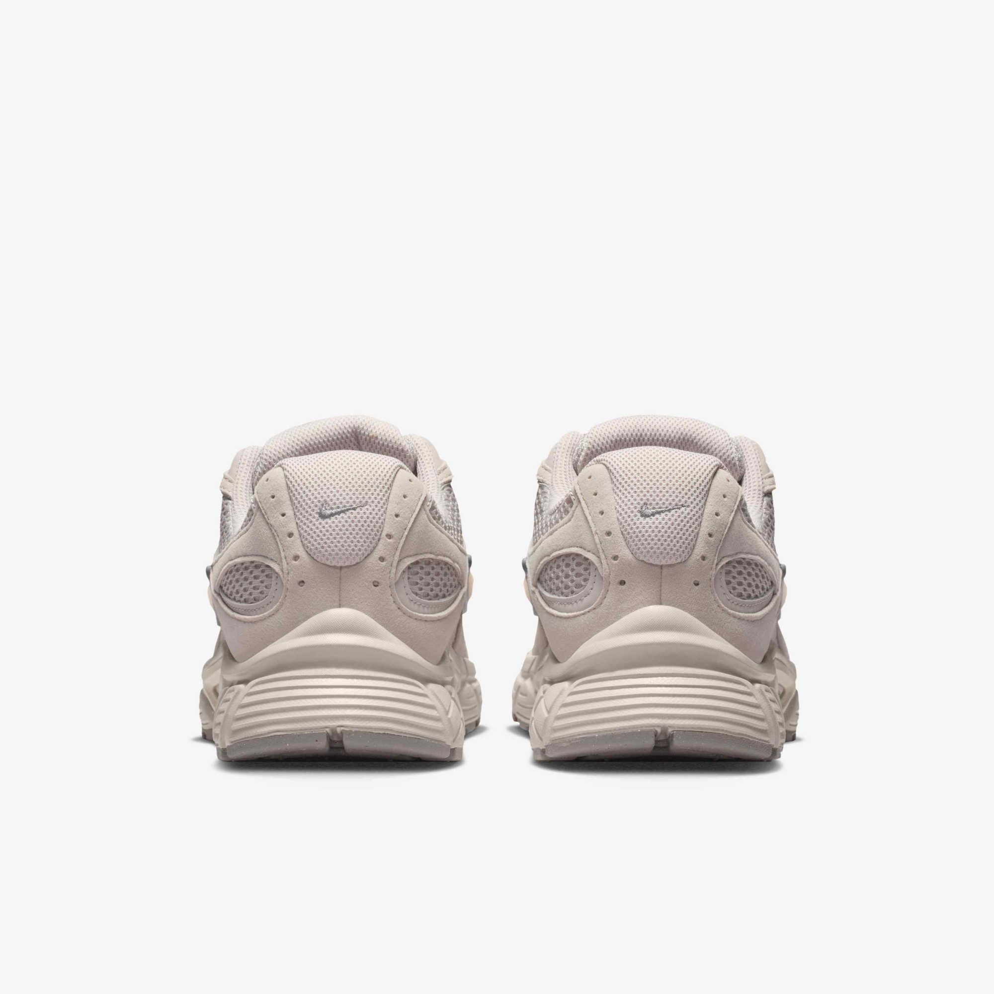 Кросівки Nike W V5 RNR II6294-201