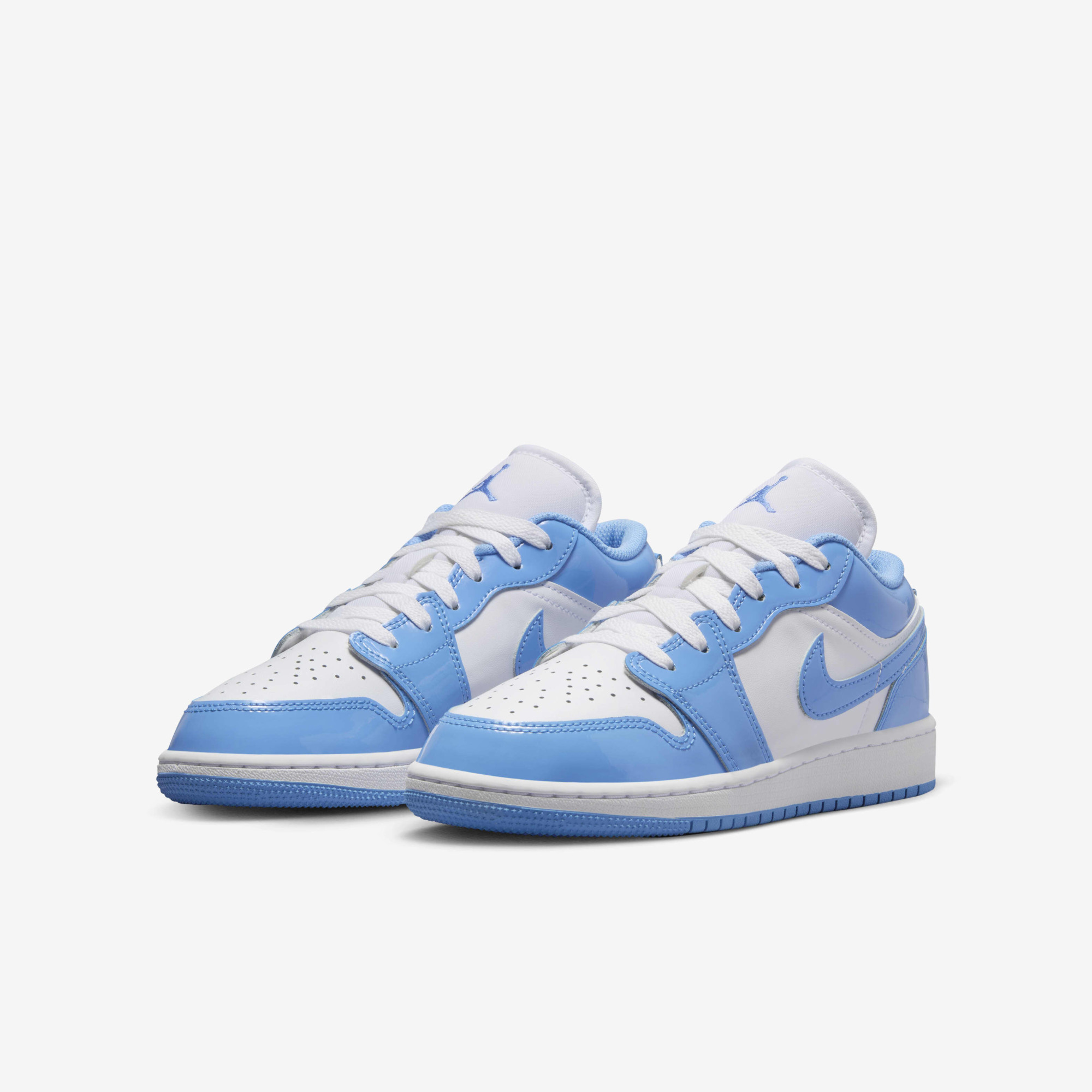 Кросівки чоловічі Air Jordan 1 Low Se Blue/White FZ3929-114