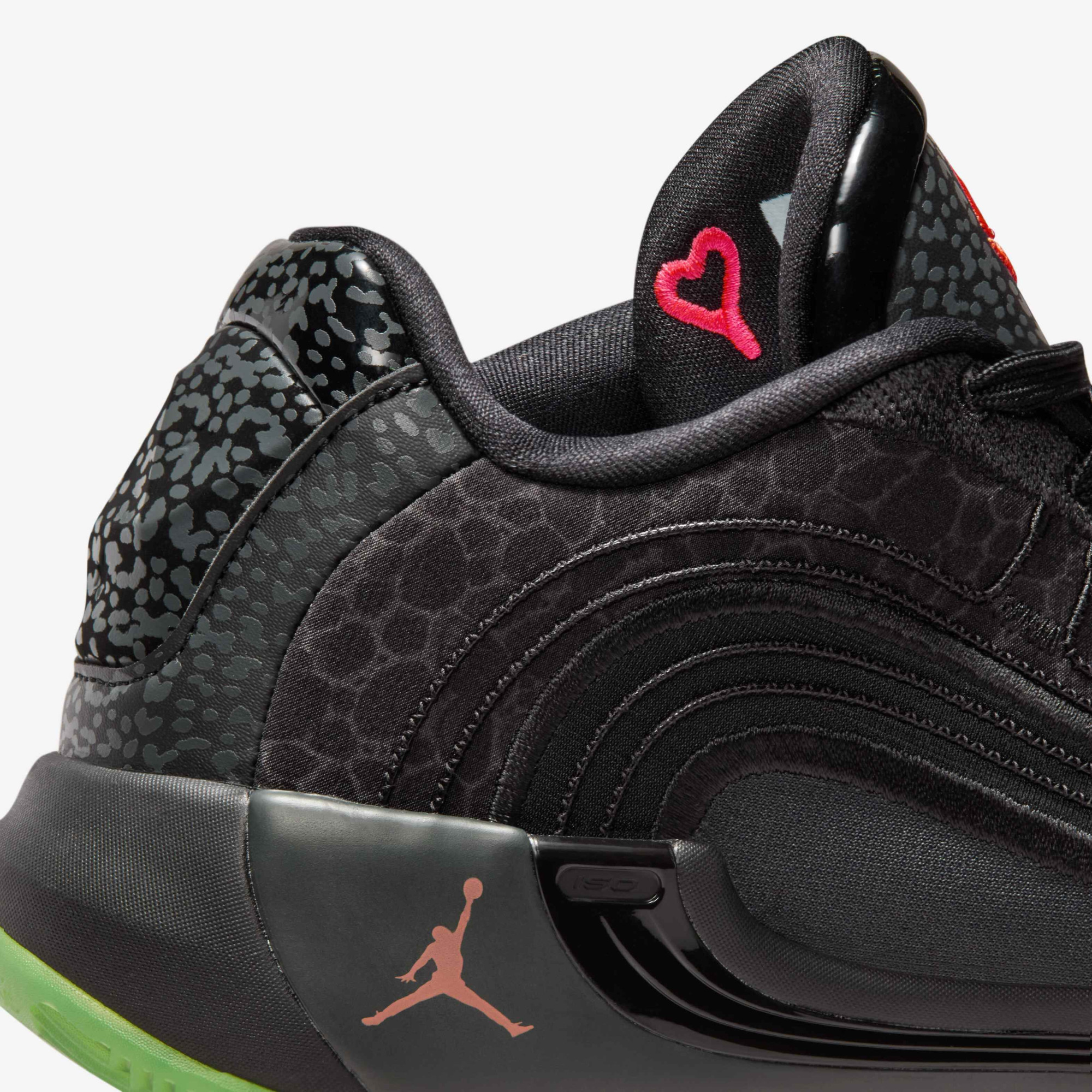 Кросівки чоловічі Air Jordan Luka 4 Black IO0204-001