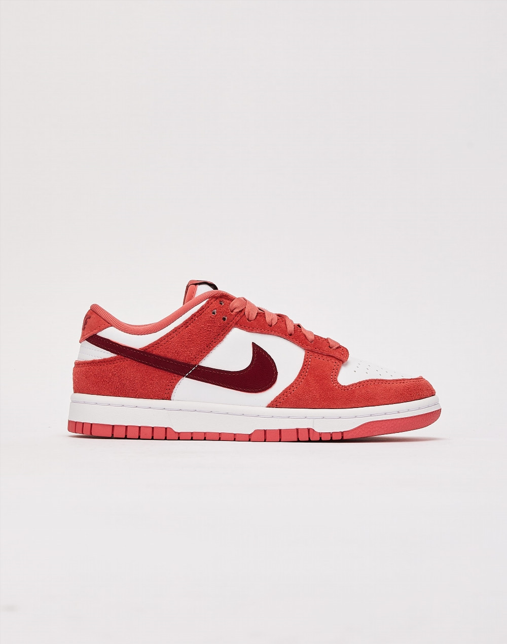 Кросівки жіночі Nike Dunk Low Valentines Day FQ7056-100 38.5 FQ7056-100
