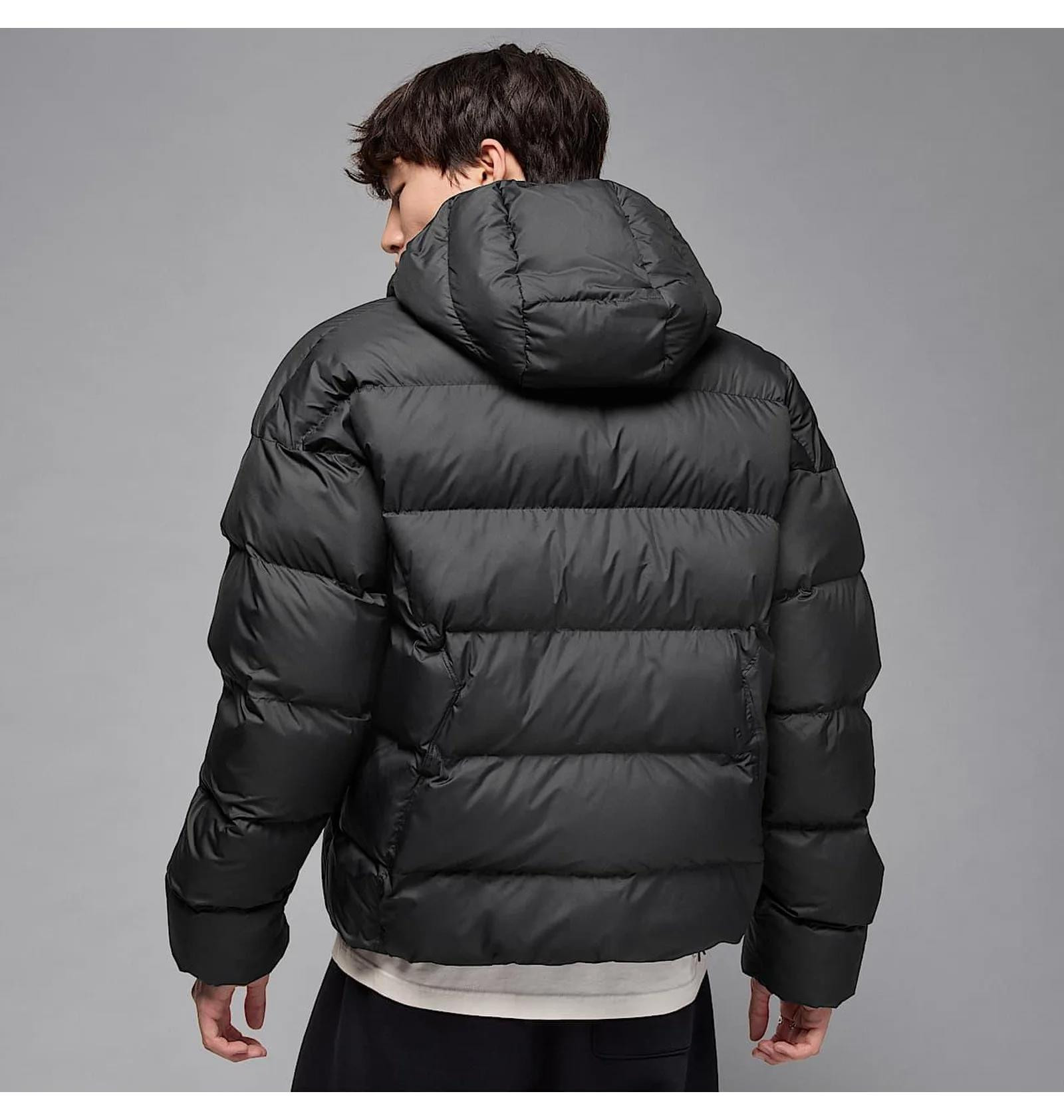 Куртка HV0532-010 Jordan HV0532-010