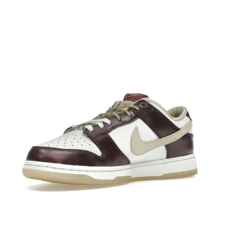 Кросівки Nike W DUNK LOW LX HV5991-171