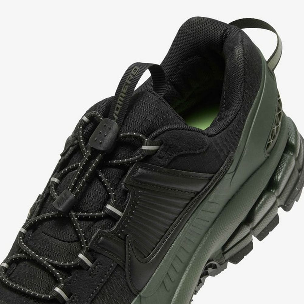 Кросівки Nike Zoom Vomero 5 Roam FV2295-300