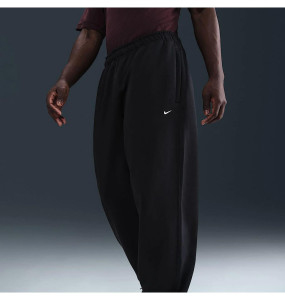 Брюки чоловічі Nike Solo Swoosh Black (HV1088-010) HV1088-010