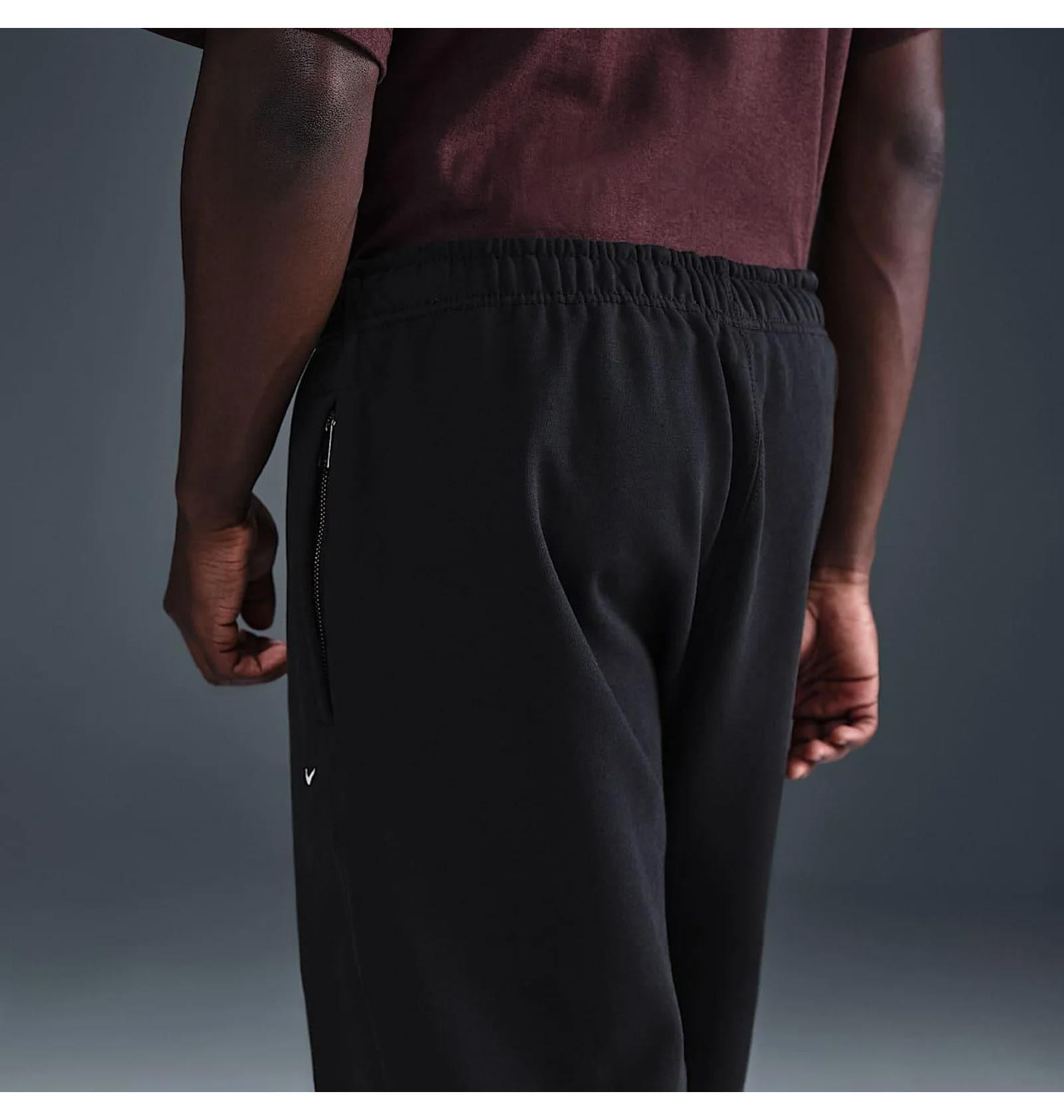 Брюки чоловічі Nike Solo Swoosh Black (HV1088-010) HV1088-010