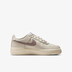 Кросівки Nike AIR FORCE 1 LV8 1 (GS) HQ1907-100