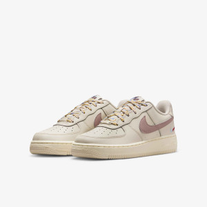 Кросівки Nike AIR FORCE 1 LV8 1 (GS) HQ1907-100