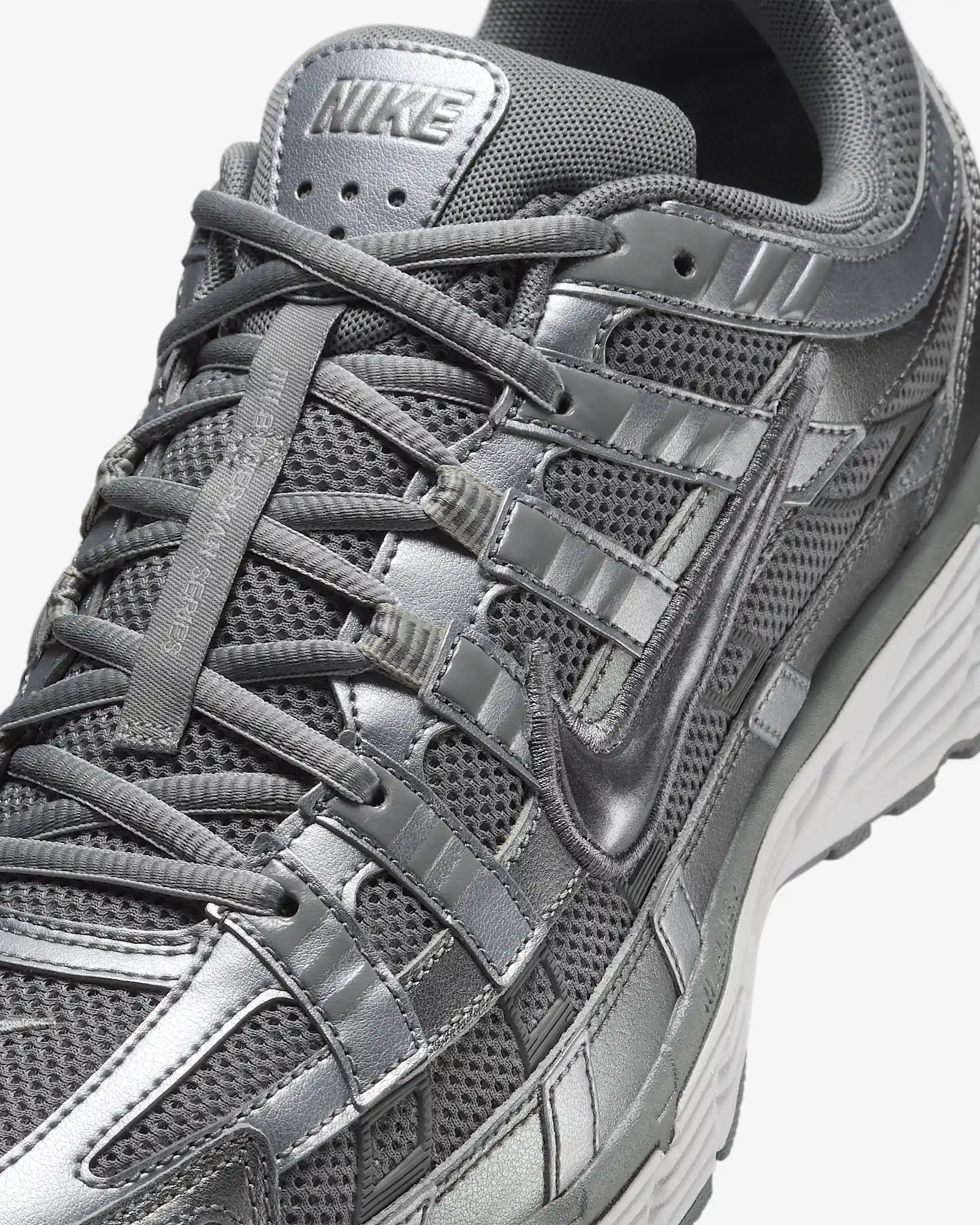 Кросівки Nike P-6000 Grey Metallic CD6404 023