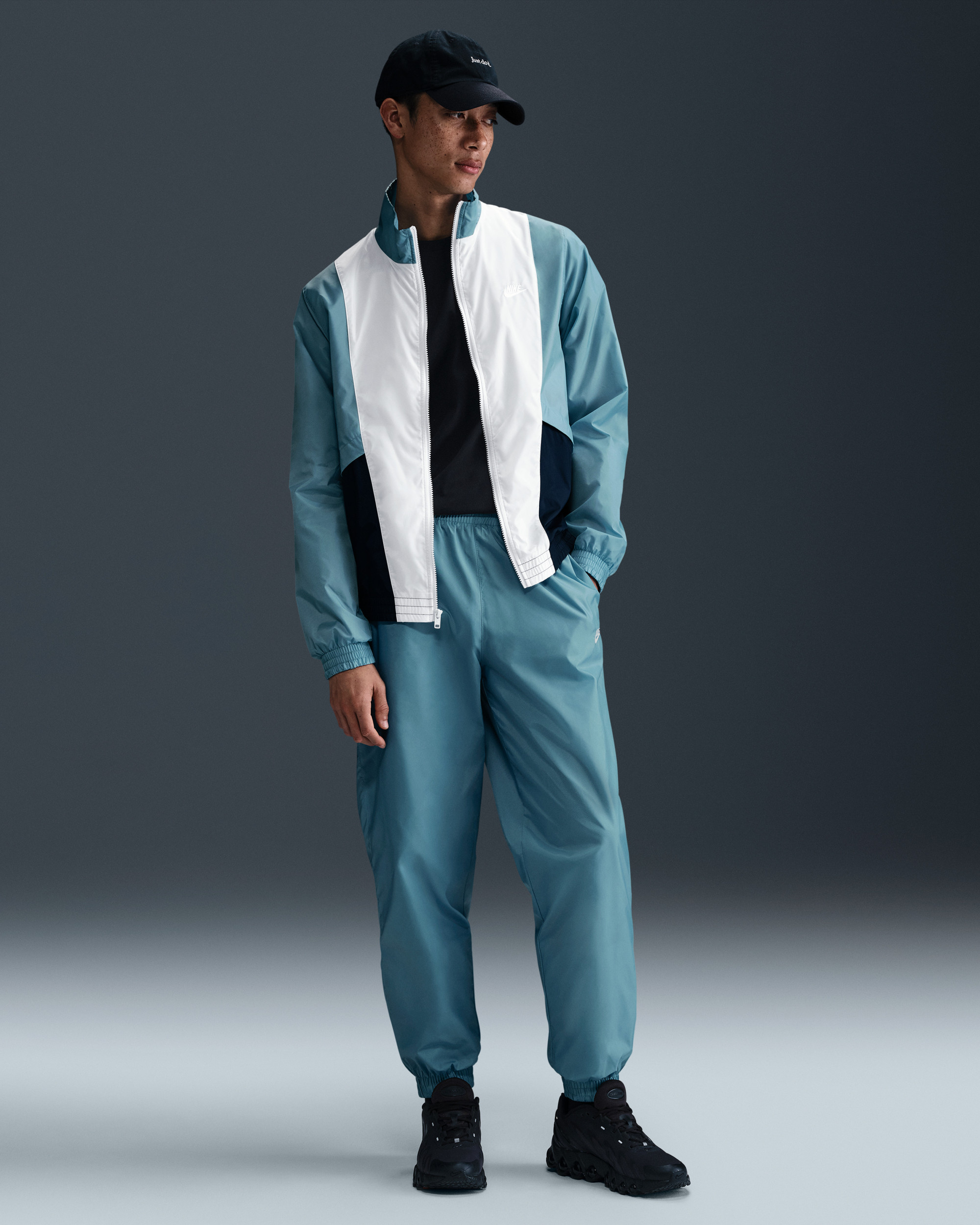 Костюм спортивний Nike Club Woven Blue and White Tracksuit For Men HJ1985-464