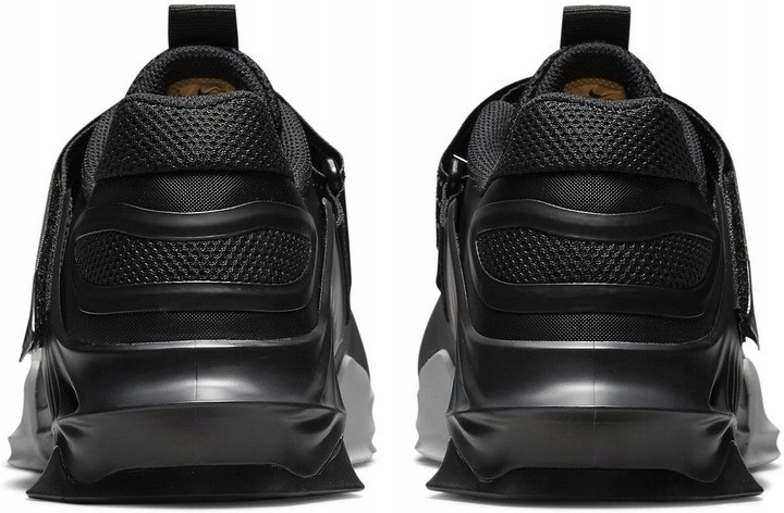 Кросівки Nike SAVALEOS CV5708-010