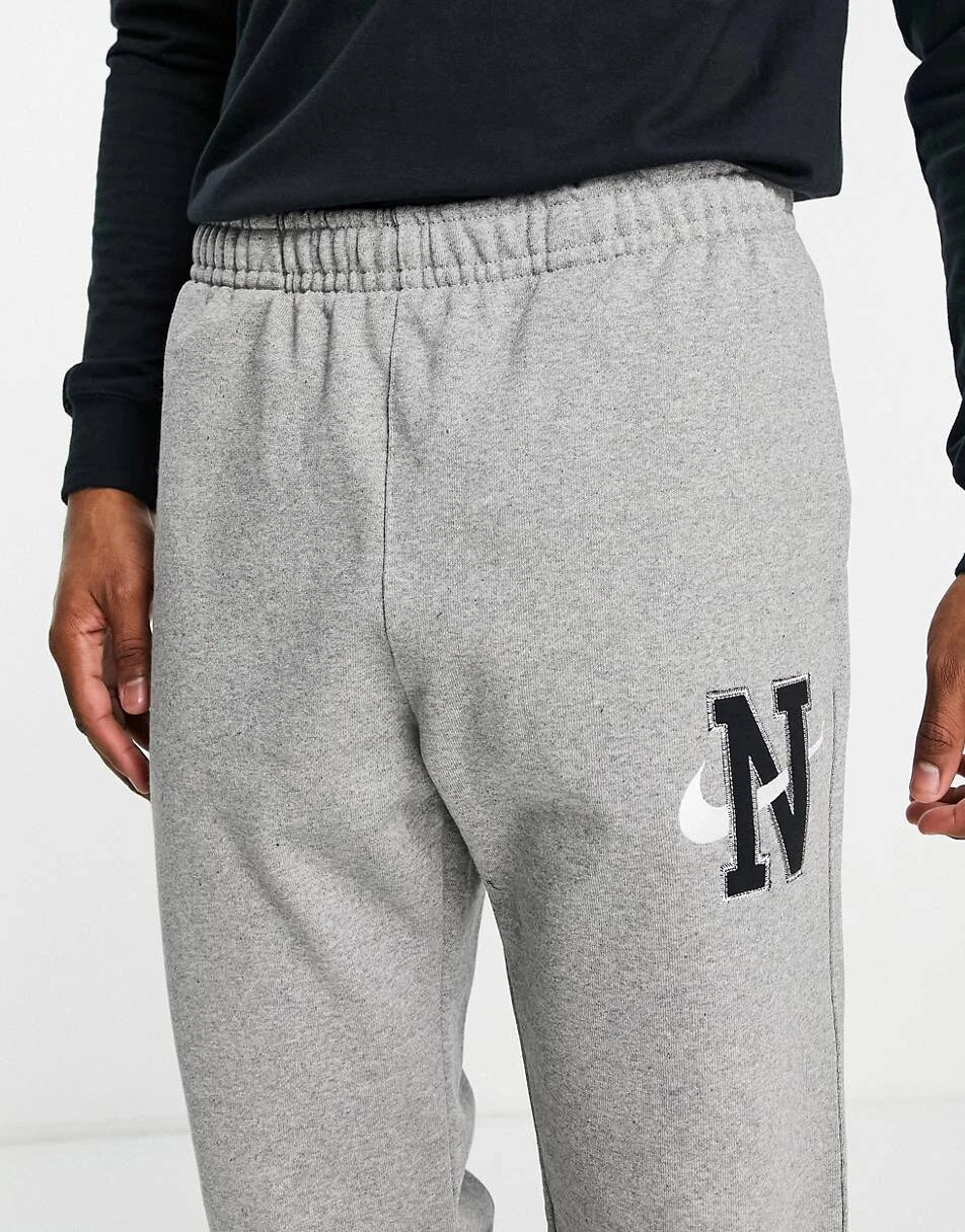 Штани Nike Sportswear Club Fleece DQ5389-063