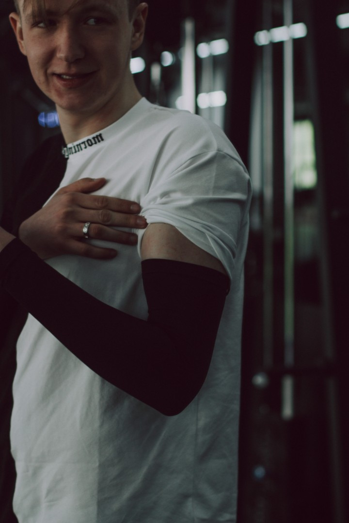 Рукав ігровий набір компресійні (2шт) спортивні нарукавники Чорні Black Selerity b08bl B08BL