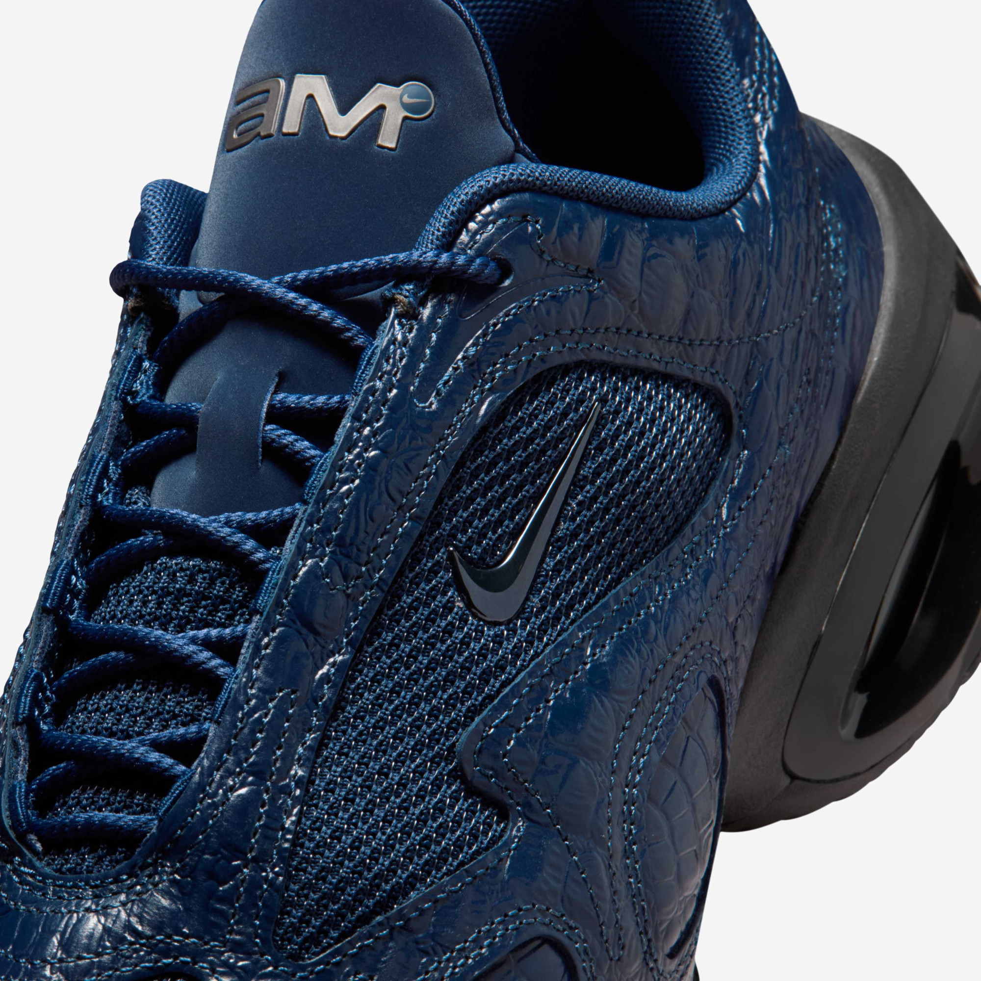 Кросівки Nike WMNS AIR MAX MUSE SE IB6689-400