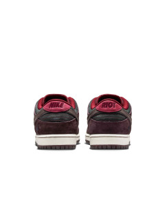 Кросівки W Nike Dunk Low Pro SB QS 'Mahogany Dark Beetroot' FZ1289-200