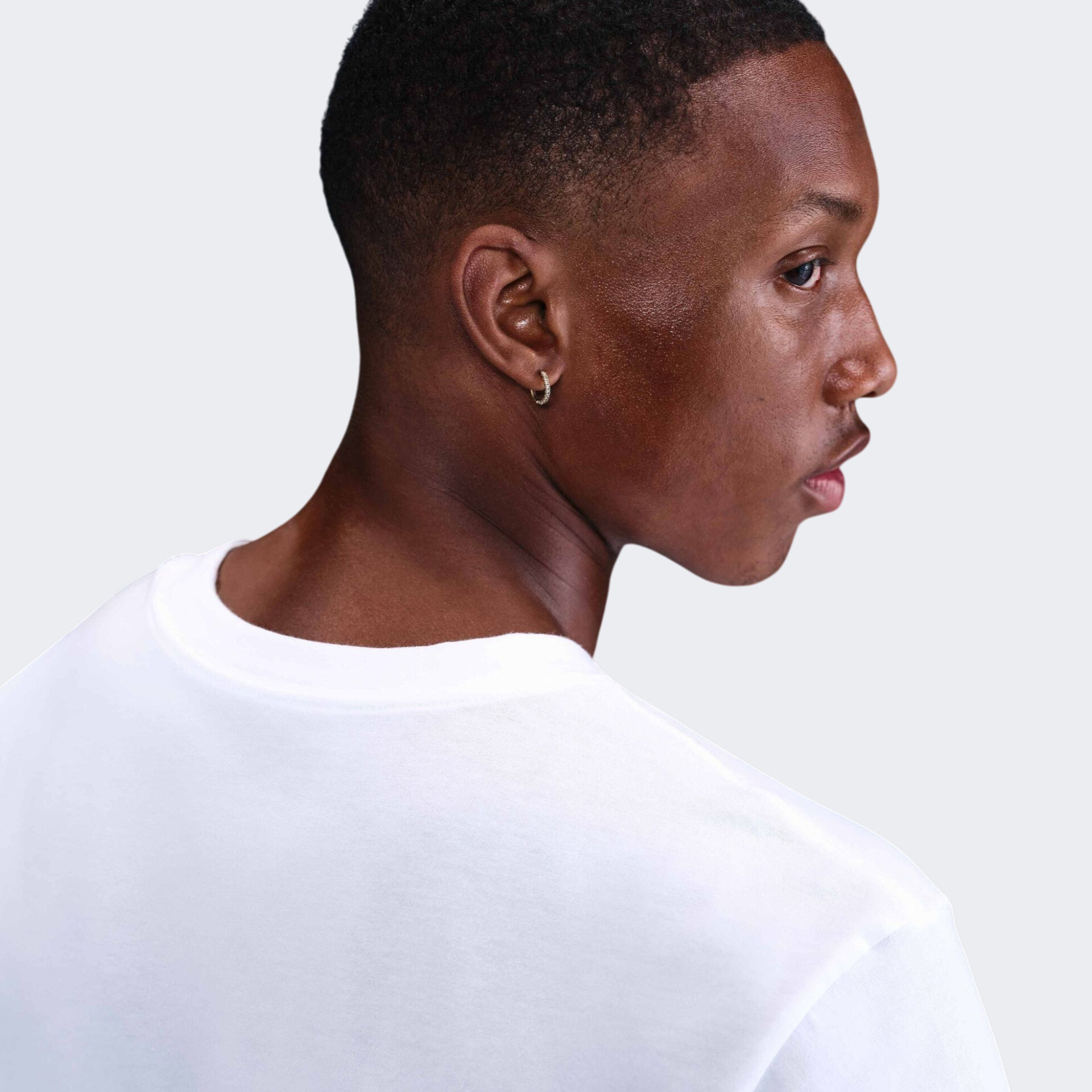 Футболка чоловіча Nike Etched Tee White HV1699-100