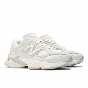 Кросівки жіночі New Balance 9060 Quartz Grey U9060HSA 38.5 U9060HSA