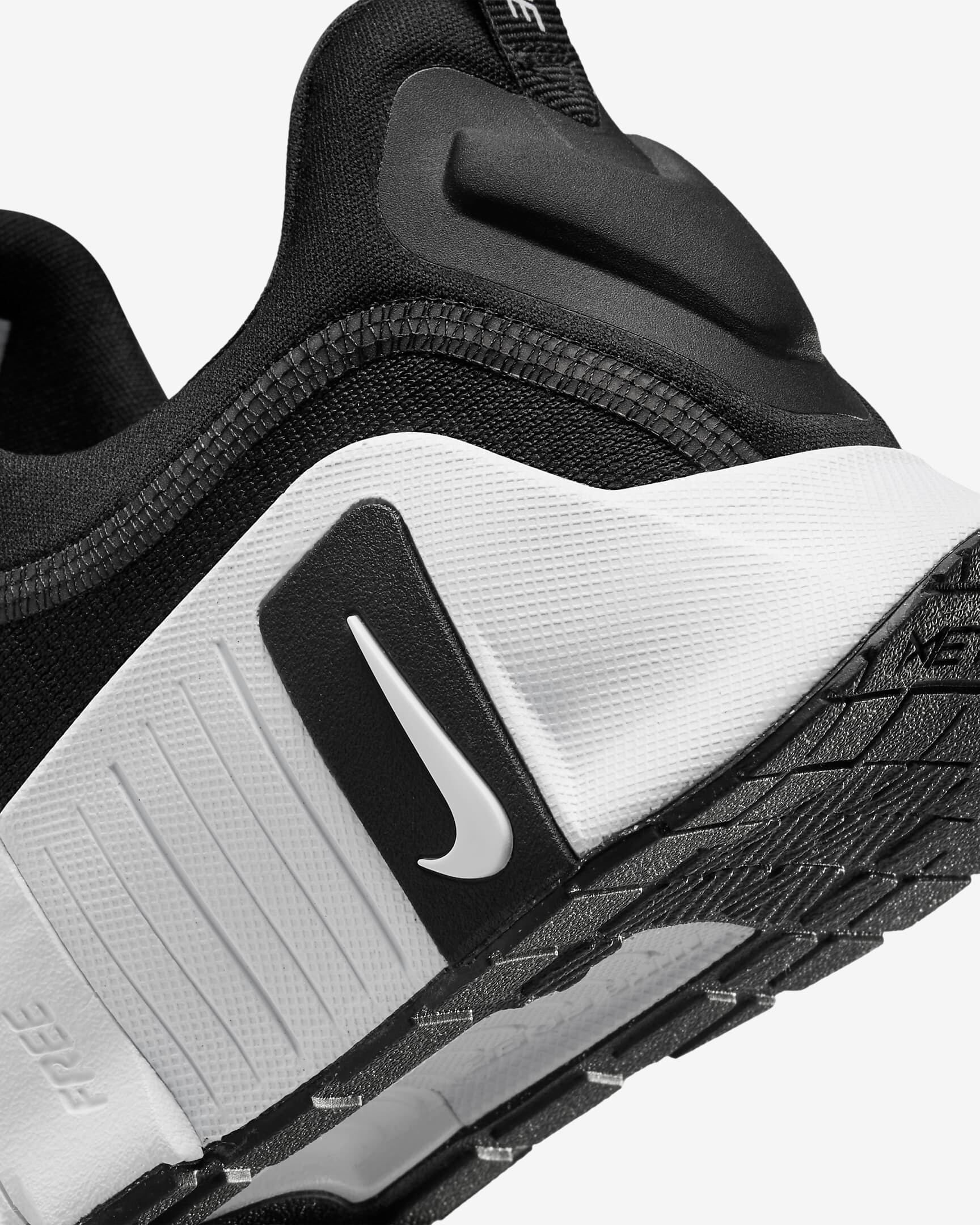 Кросівки Nike Free Metcon 6 FJ7126-001