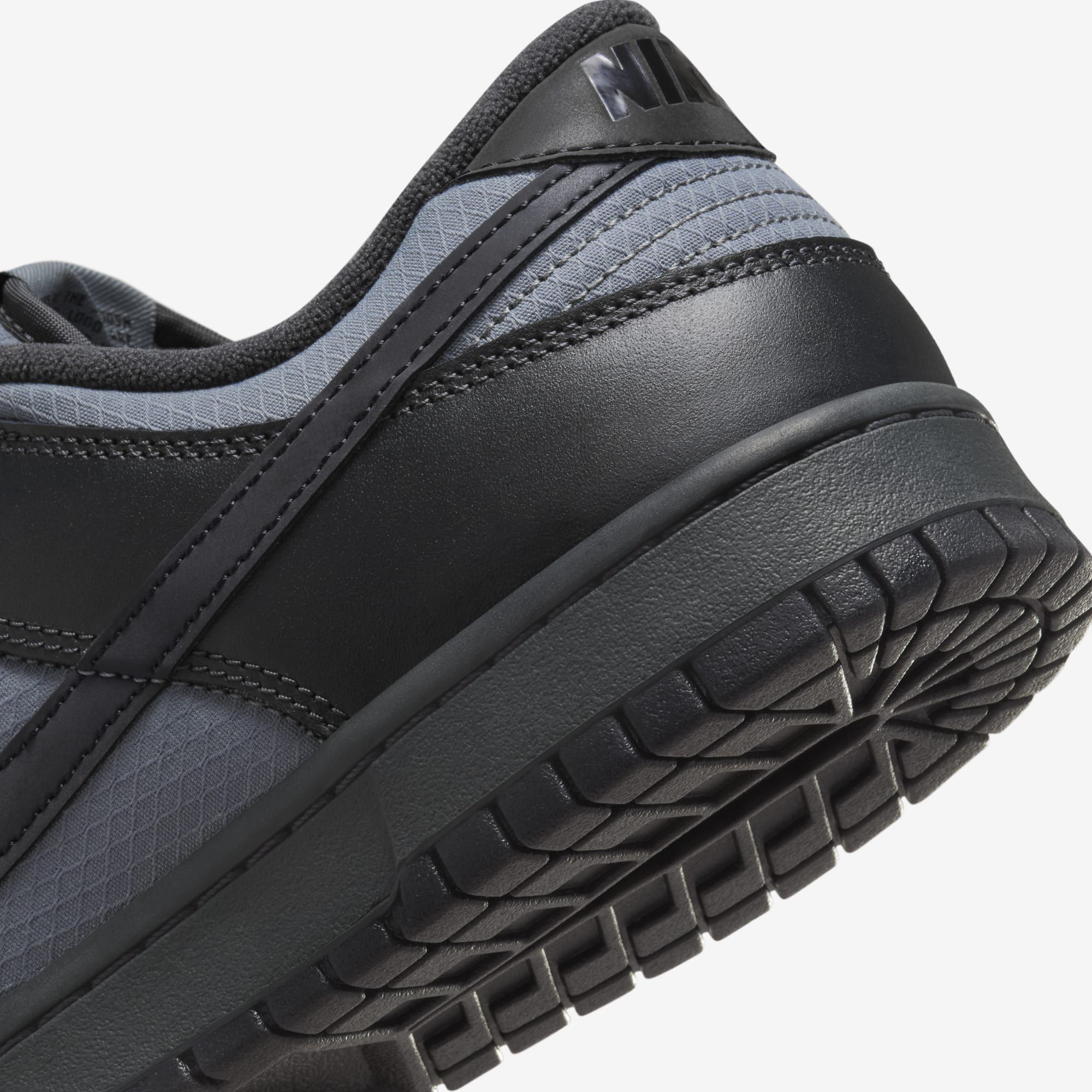 Кросівки Nike Dunk Low SE Winterized FZ3052-001