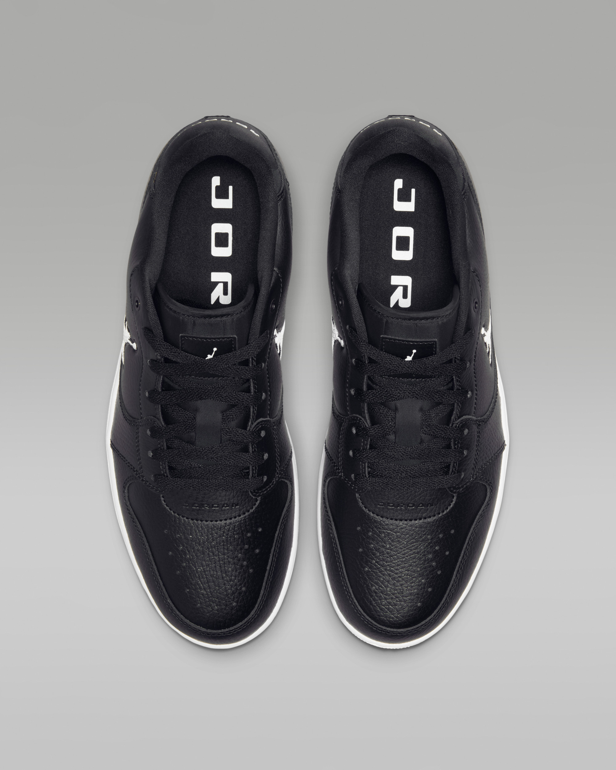 Кросівки Jordan COURT CONNECT LOW IQ5698-001