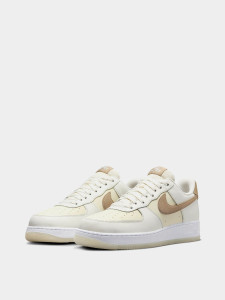 Кросівки Nike Air Force 1 '07 LV8 FN5832-101