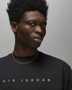 Футболка Air Jordan x Union T-Shirt Black & Coconut Milk DV7343-010