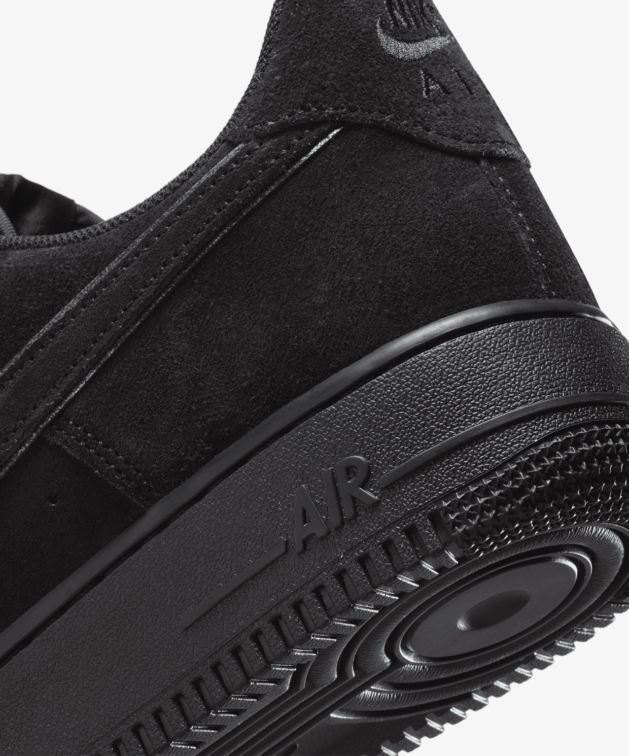 Кросівки Nike AIR FORCE 1 07 LV8 HQ1966-002