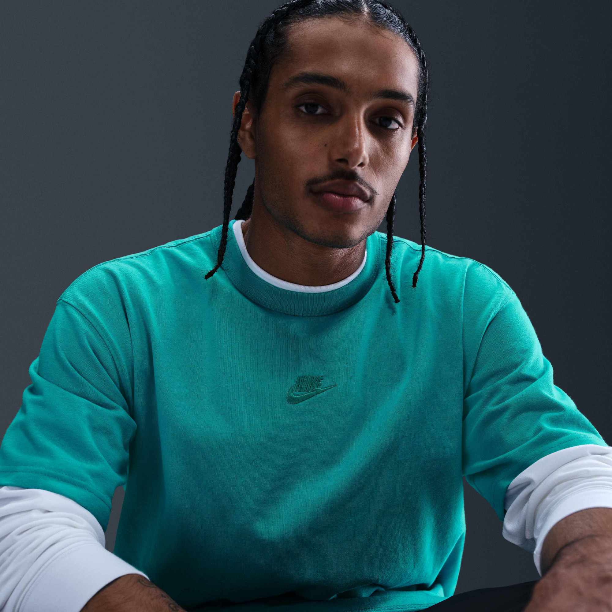 Футболка чоловіча Nike Sw Premium Essential Turquoise DO7392-345