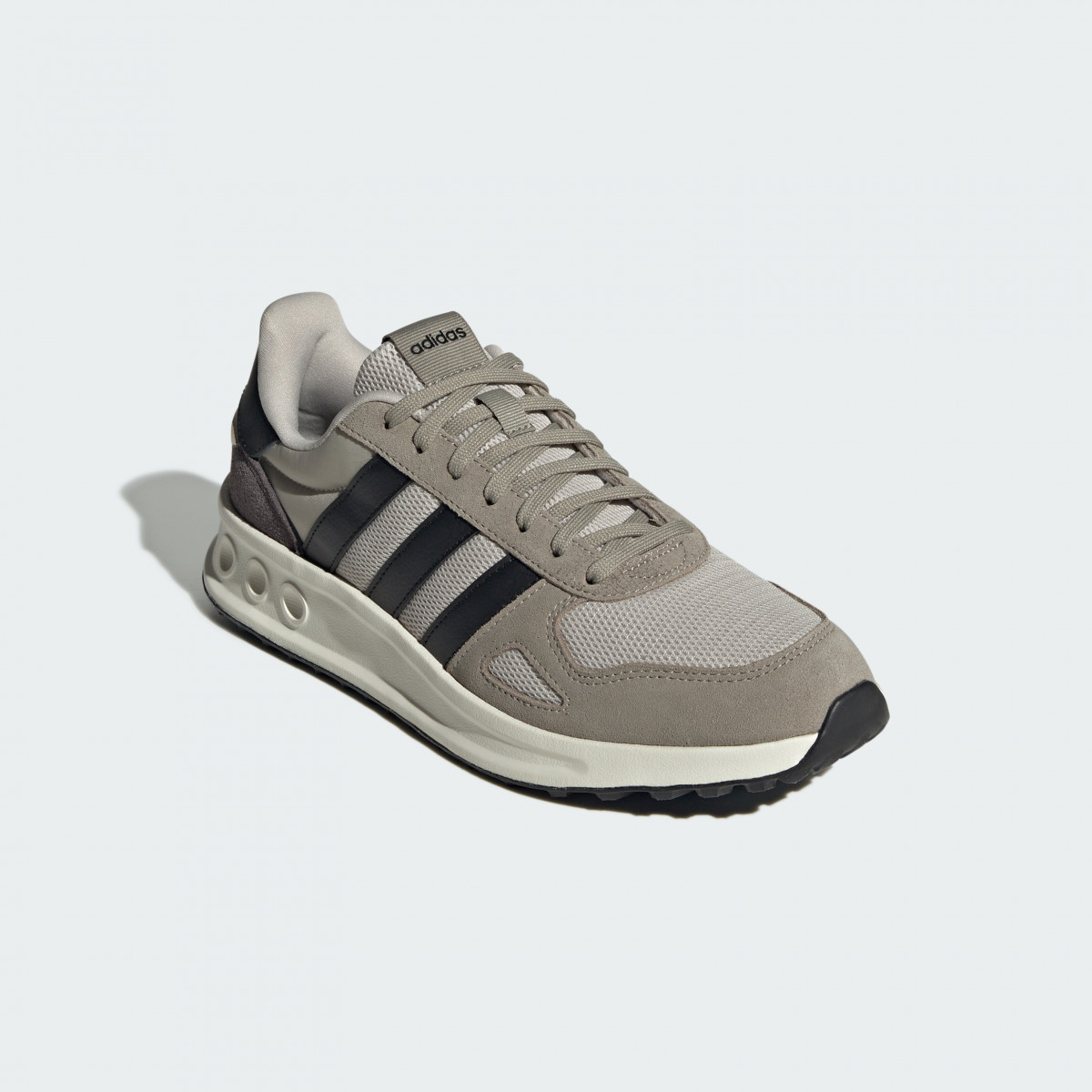 Кросівки RUN 84 JI4869 Adidas 10,5 (45,5) Хакі JI4869
