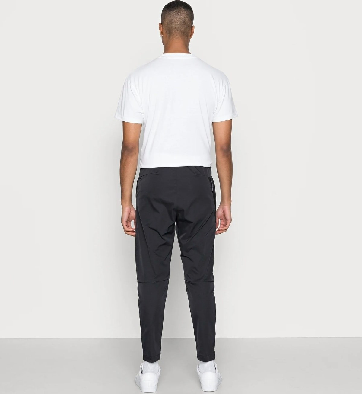 Штани DR9101-010 Nike DR9101-010