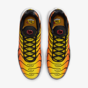 Кросівки NIKE AIR MAX PLUS HF0552-001