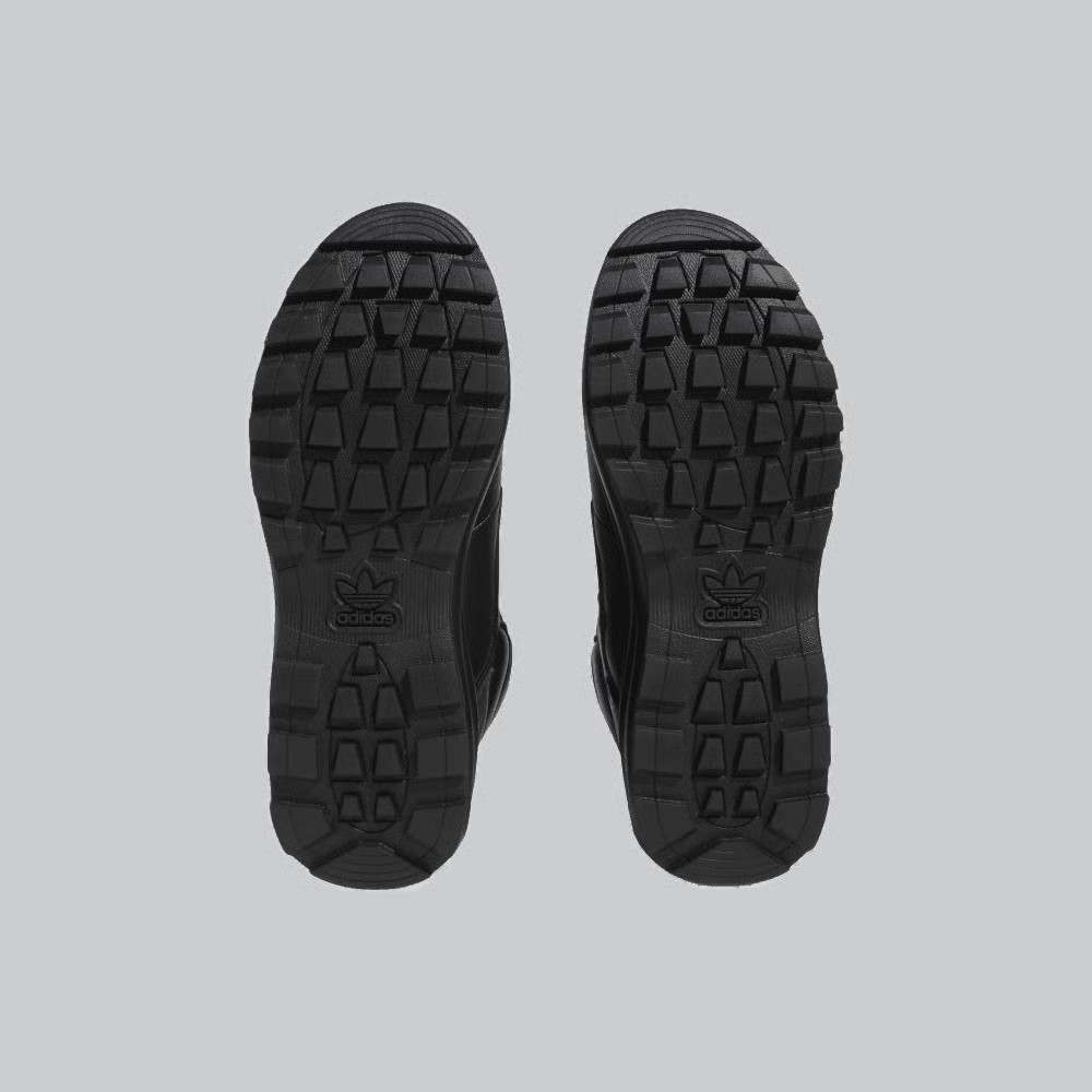 Черевики чоловічі Adidas Chasker Boots White HQ2067