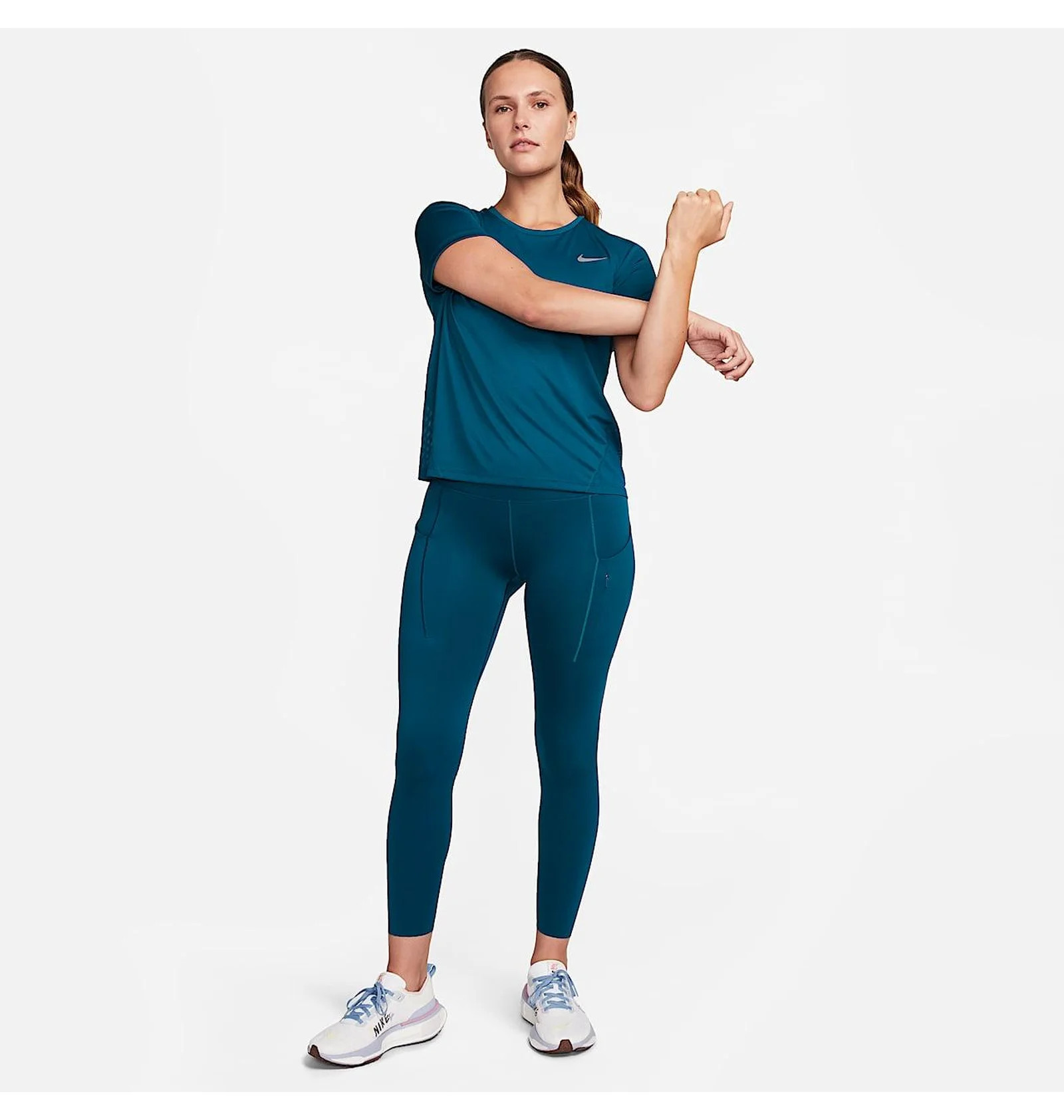 Футболка dri fit miler run t-shirt AJ8121-460