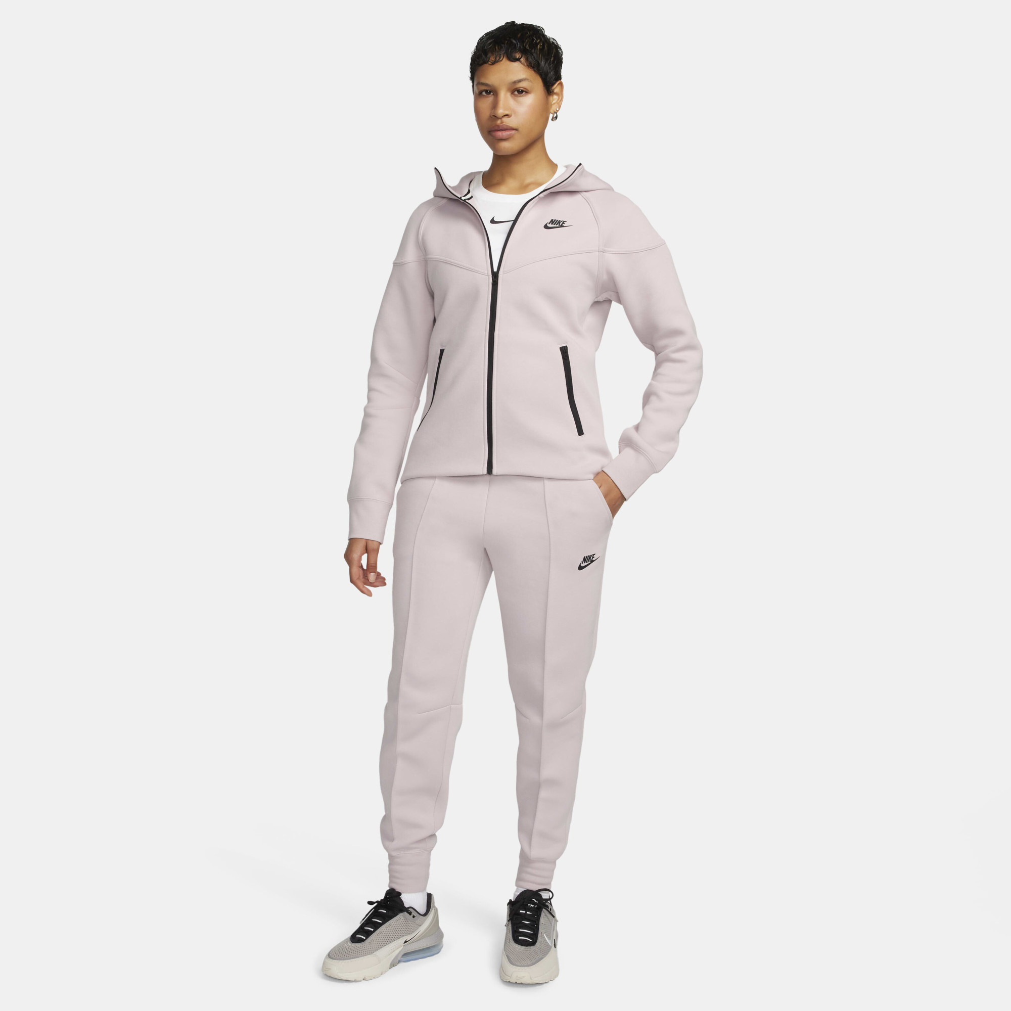 Костюм спортивний Nike W TCH FLC WR FZ HDY FB8338-019__FB8330-019