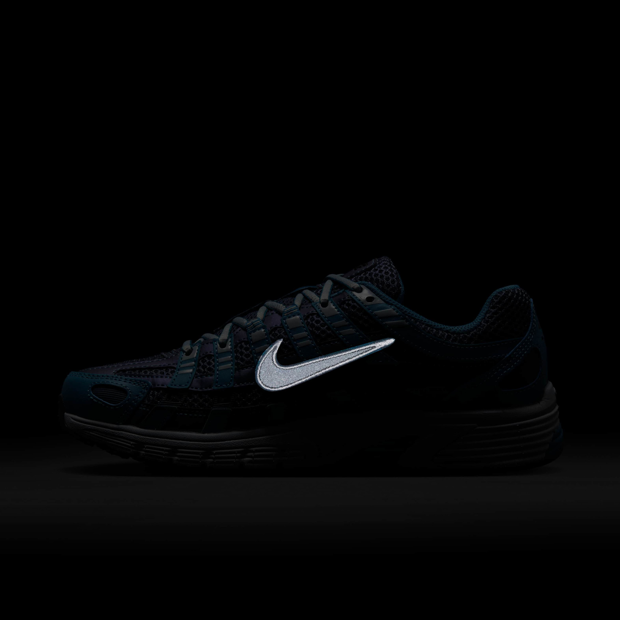 Кросівки Nike W P-6000 Se Thunder Blue IF1756-400