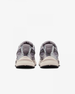 Кросівки NIKE V5 RNR HJ5228-003 Nike 10 (44) Сірий HJ5228-003