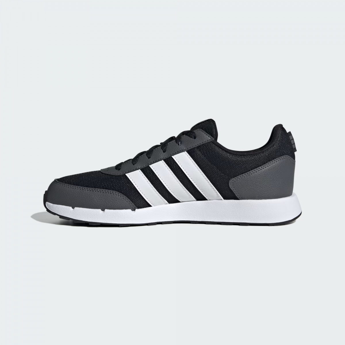 Кросівки RUN50S IF1553 Adidas 8,5 (42,5) Чорний IF1553