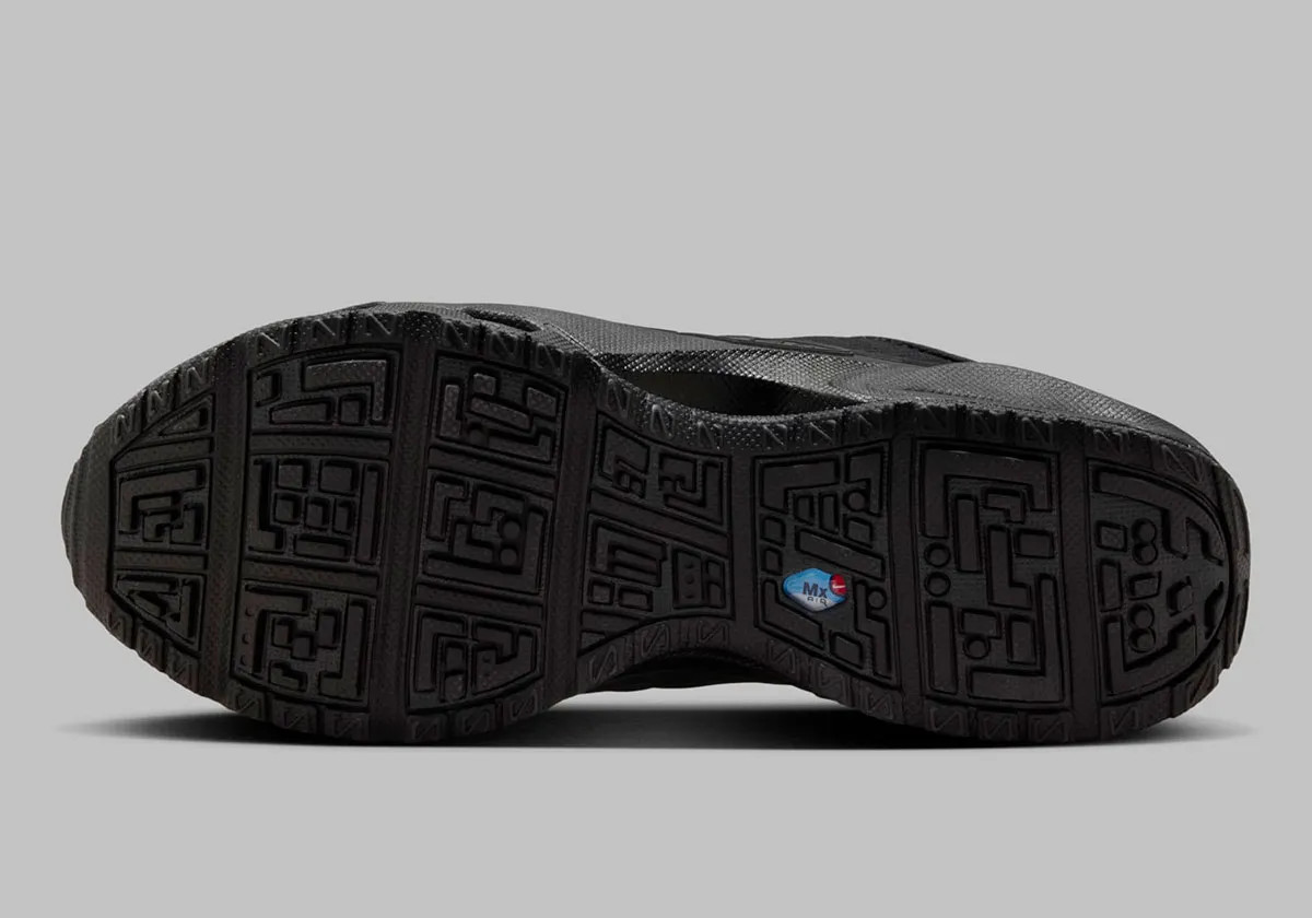 Кросівки W Nike Air Max SNDR GTX FZ4238-001