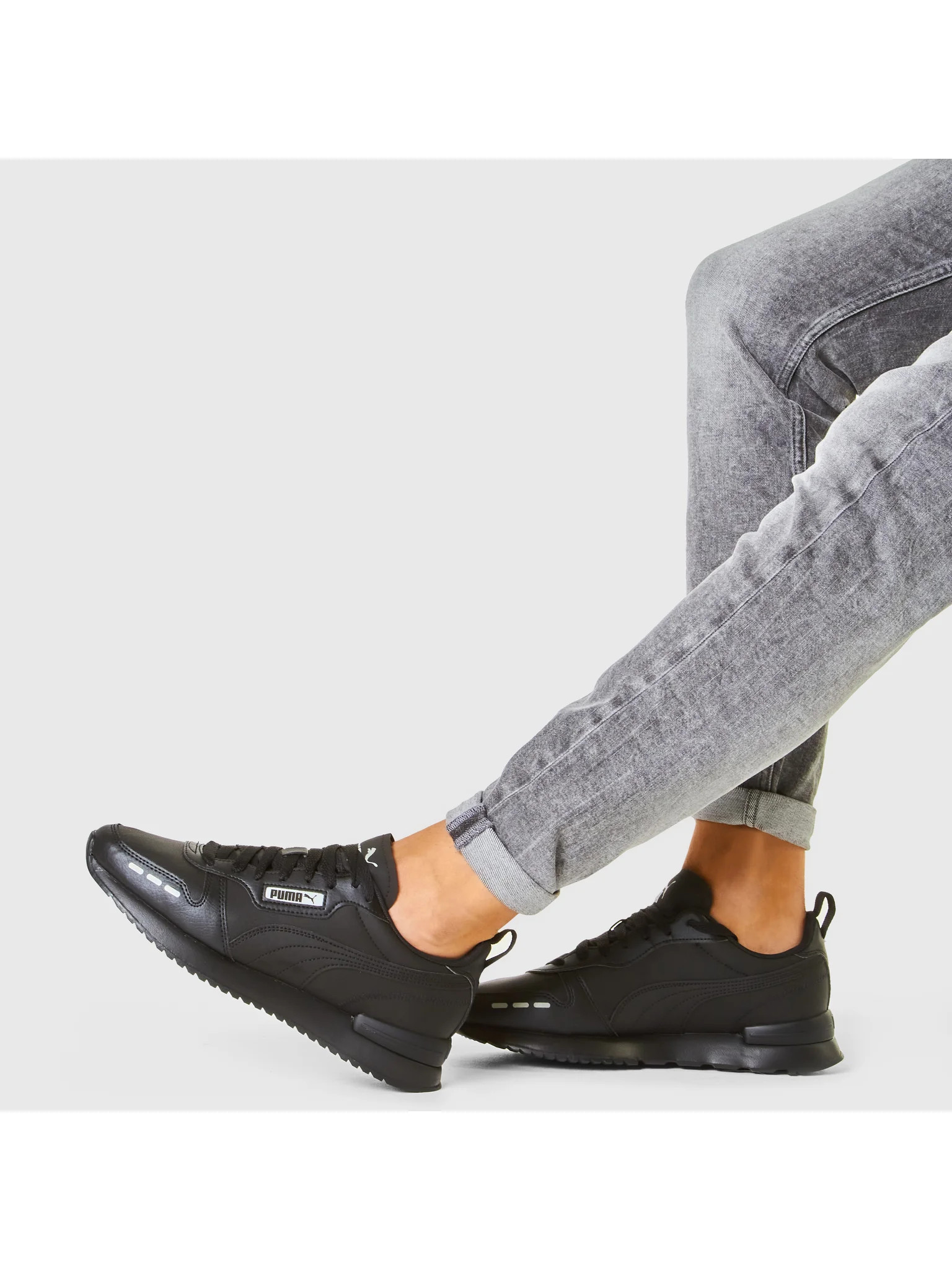 Кросівки Puma R78 SL 374127-01