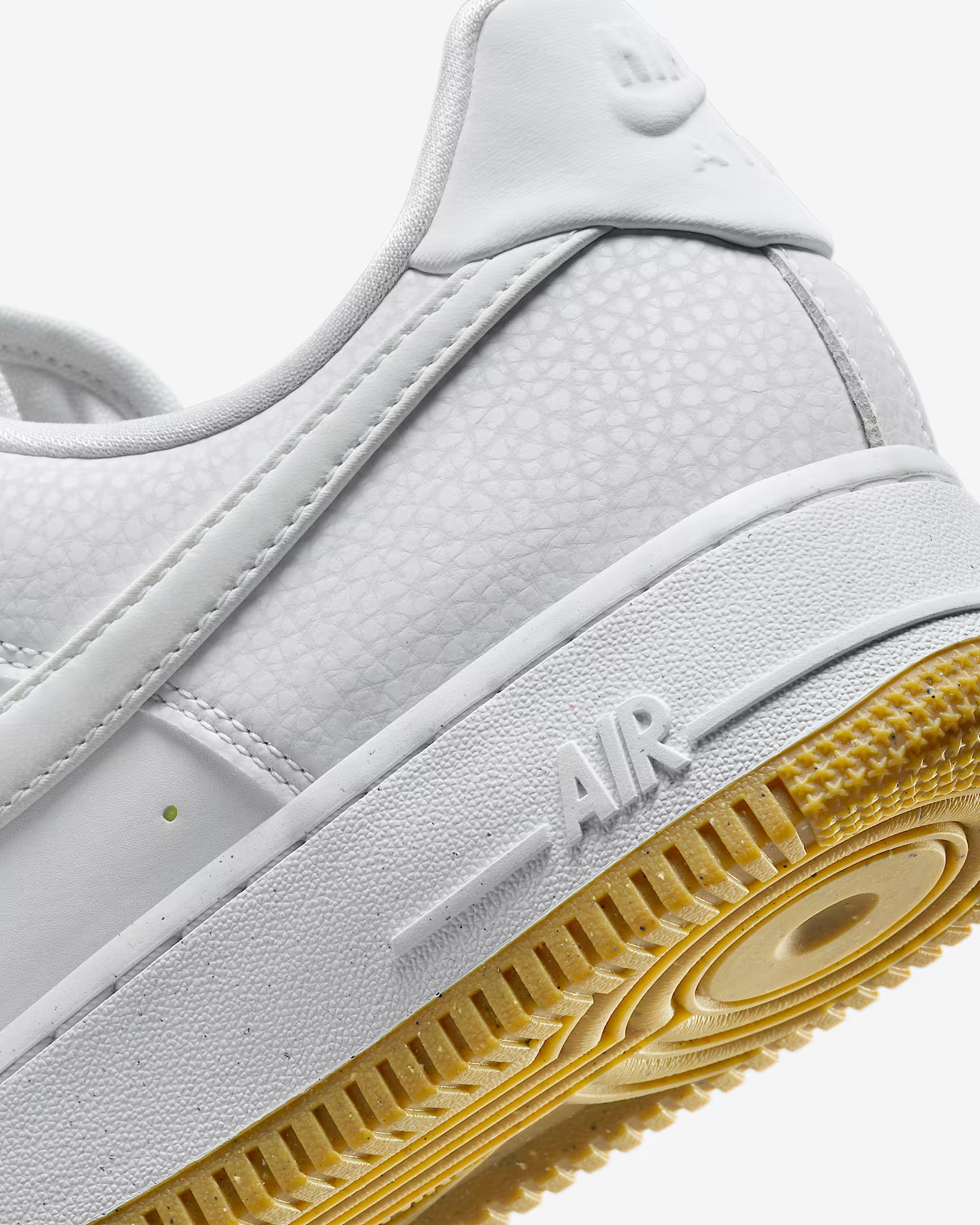 Кросівки Nike Air Force 1 07 Next Nature W White FN6326-100