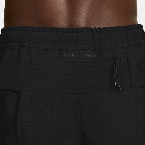 Шорти Nike Dri-FIT Adv A.P.S DQ4816-010